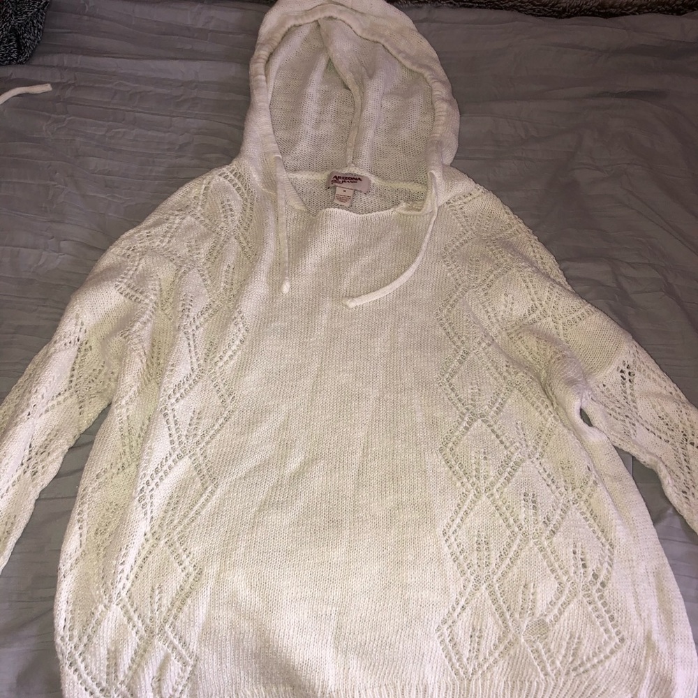 Long Sleeve Sweater Top w/ Hood